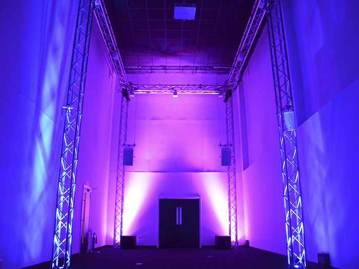 White Light Begins Demo Days with K-array