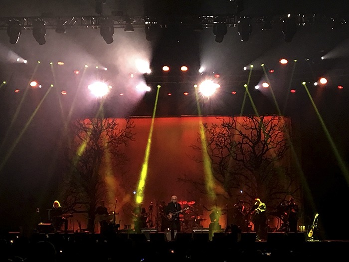 Bandit Lites Donate Gear for Randy Travis Tribute