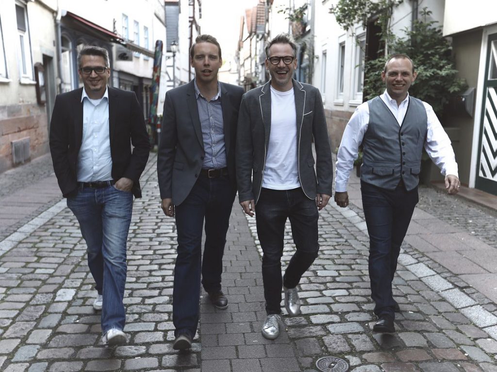 Loop Light Doubles Stock of Pandoras Box Servers