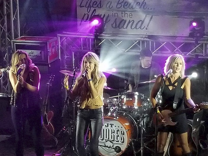 Jeff Hinton Powers Up CMA Event With Chauvet DJ