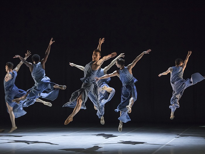 Béjart Ballet Invests in Philips