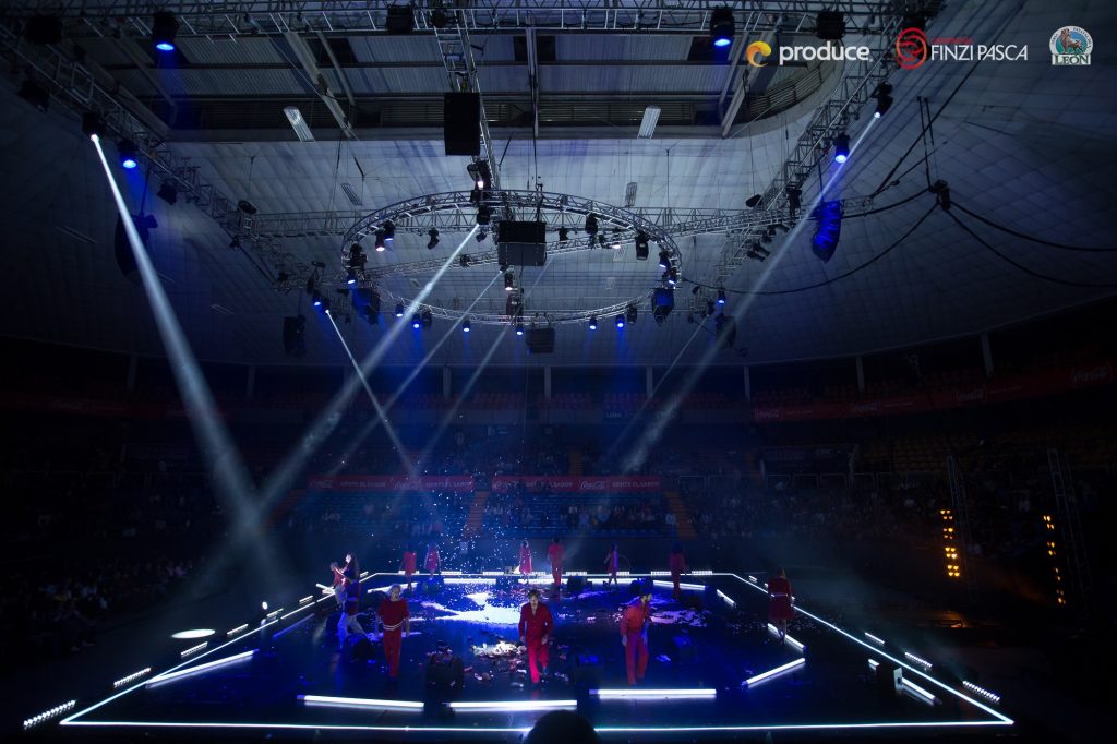 Large Elation Lighting Package for Mexico’s Abrazos