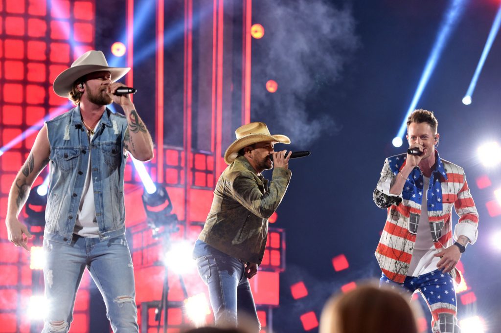 Audio-Technica Wireless Systems Used at 54th ACM Awards Stow