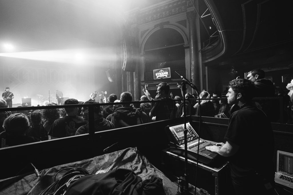 Beartooth Flys High with dLive Wings