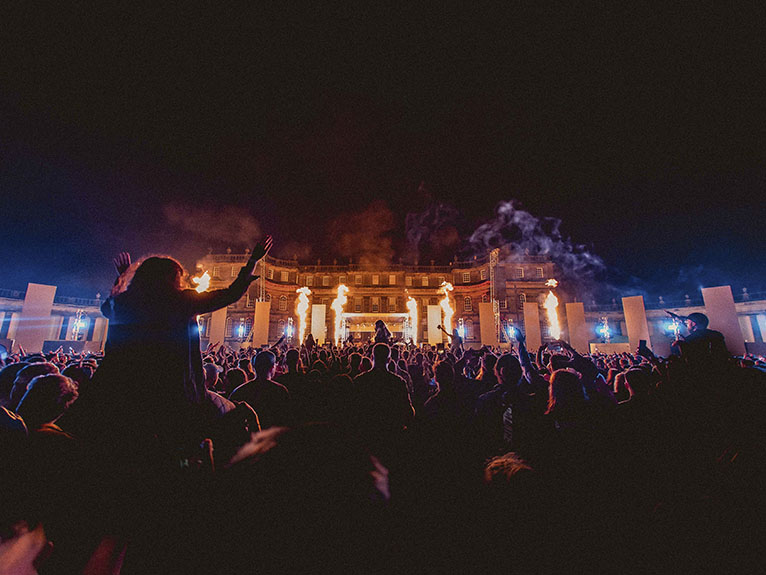 Fly Open Air Continues to Prosper with Martin Audio MLA