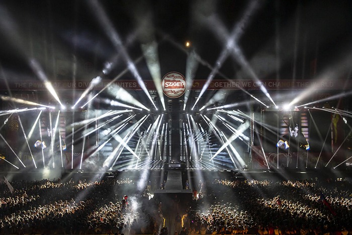 Robe Illuminates Sziget 2019 Main Stage Photo: Louise Stickland