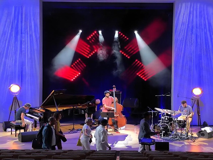 Puzzle SA Links Ahmad Jamal with Chauvet Professional