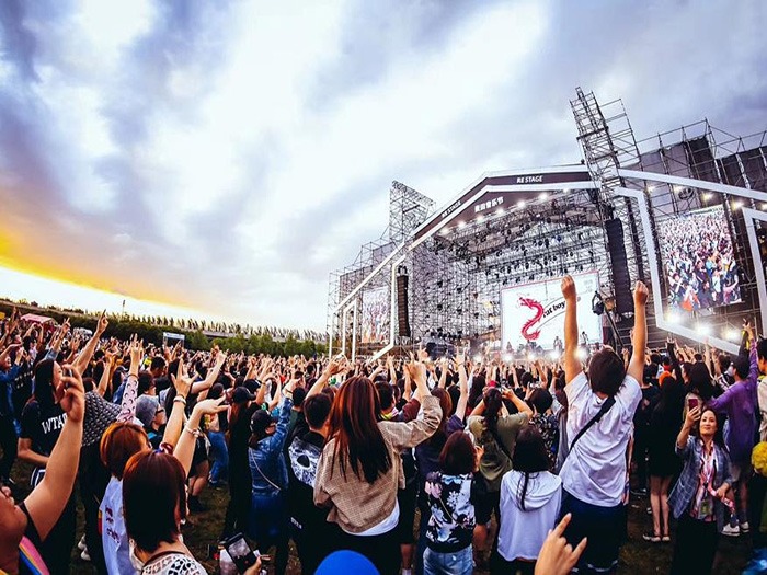 VUE Headlines Rye Music Festival in Beijing