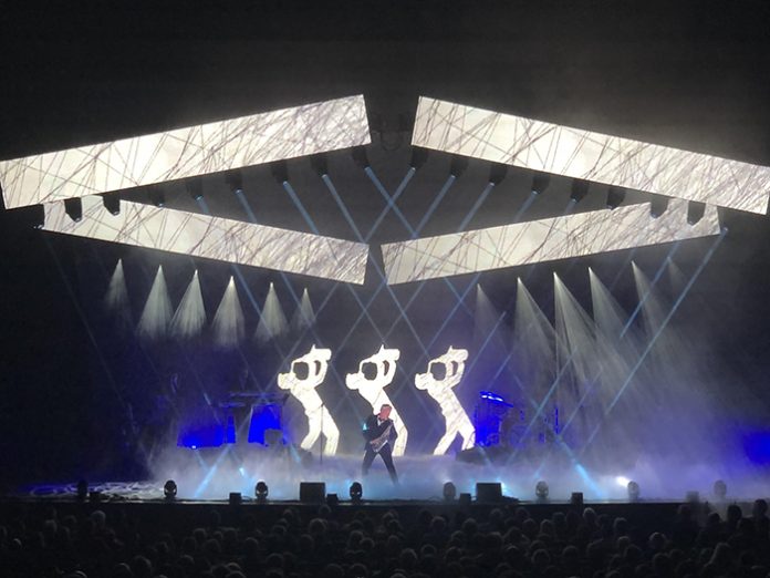 Bandit Lights Dave Koz Christmas Tour — TPi