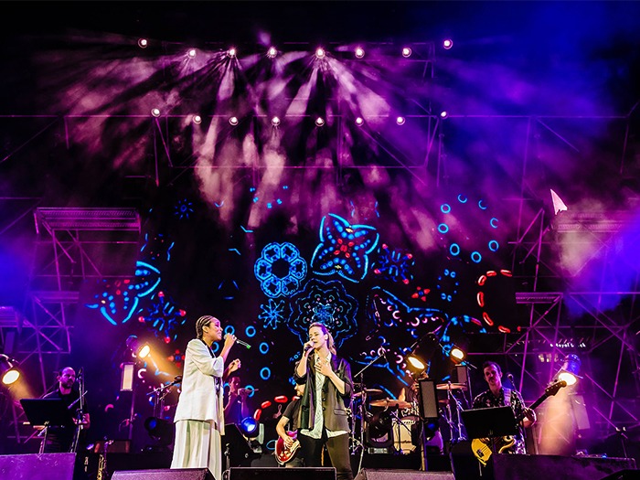 Fans Show Solidarity for Backstage Workers in Tel Aviv