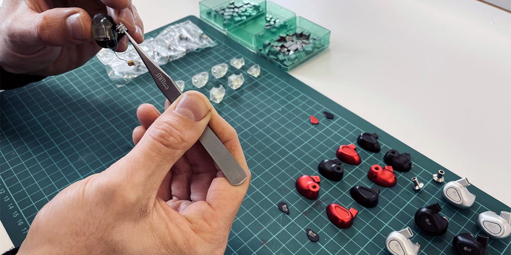 Cosmic Ears: Universal Range