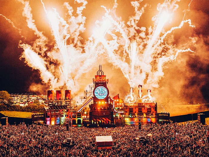 Over 5,000 Shows at Risk of Collapse with 21 June Delay