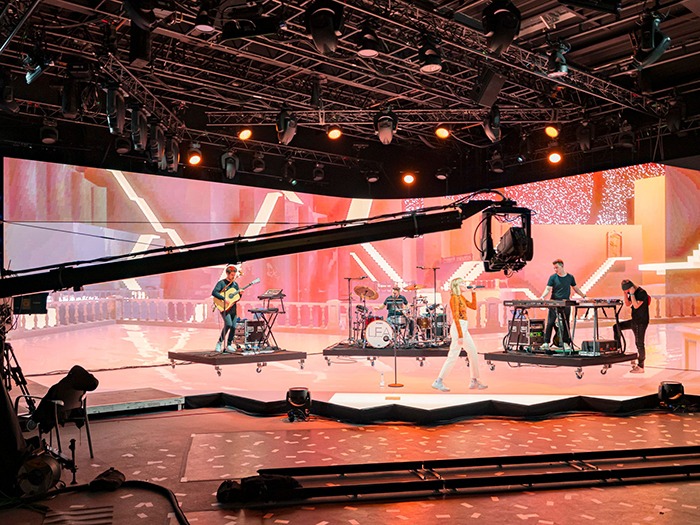 PRG relies on 40 GLP impression S350 Wash units at Virtual Production Studio-xR