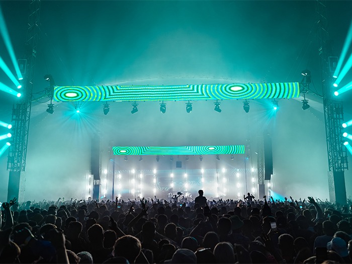 Adlib’s new Martin MAC Ultra and MAC Aura PXL become instant live events’ favourites