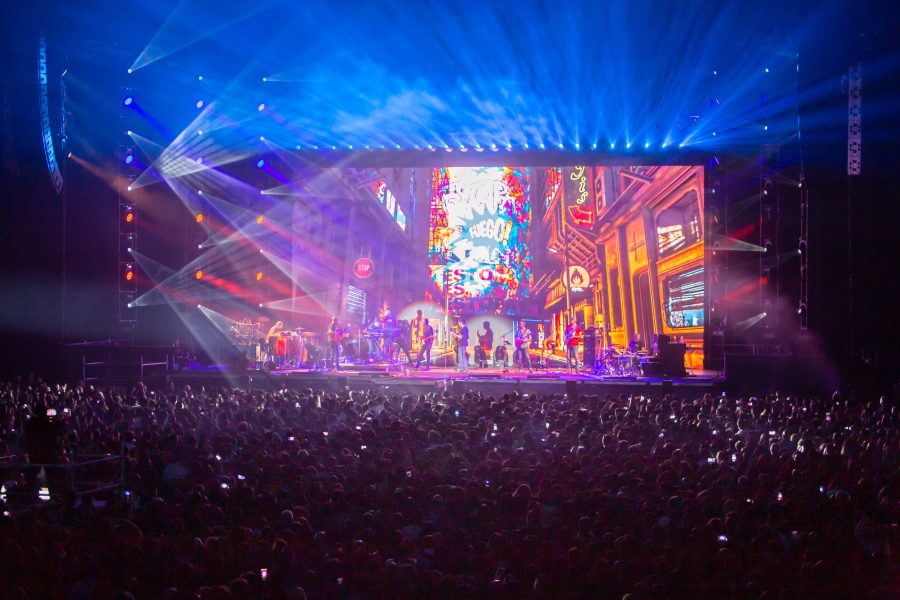 Showtec Sunstrips support Estopa’s Fuego Tour lighting