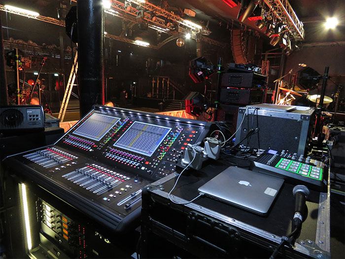 Hard-Fi engineers lean on DiGiCo