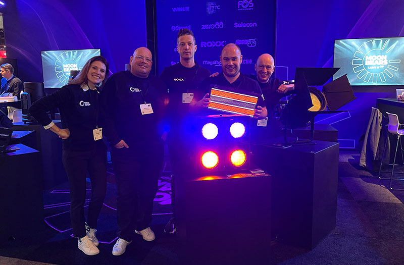 MOONBEARS distributes ROXX in the Netherlands