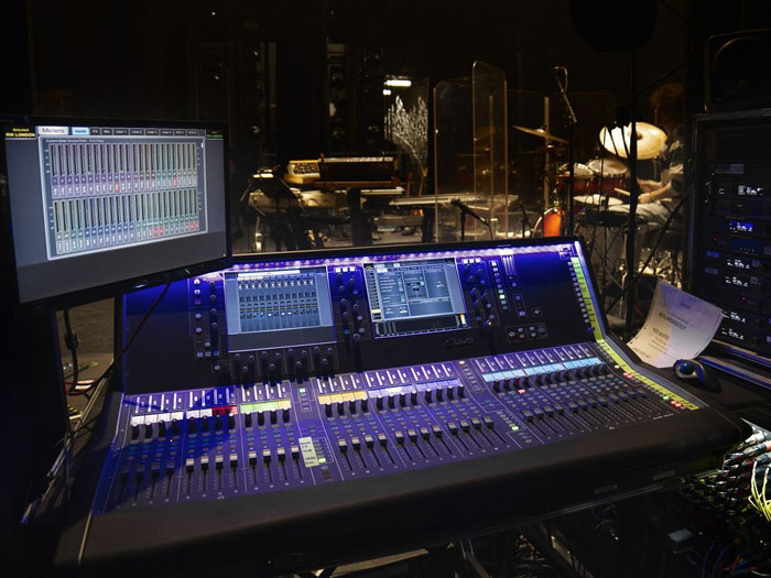 Rick Wakeman’s crew utilise Allen & Heath