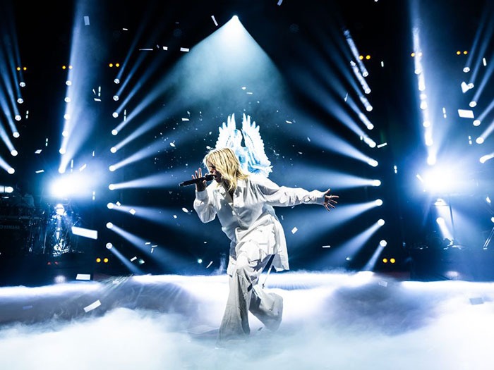 60 Martin MAC Ones deployed on Reneé Rapp UK/EU tour