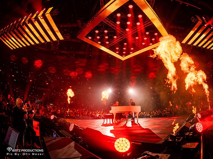 Alon Shnaiderman powers Eden Hason’s visuals with ChamSys