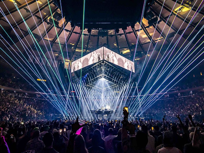 Jason Baeri utilises Ayrton fixtures for John Summit’s MSG show