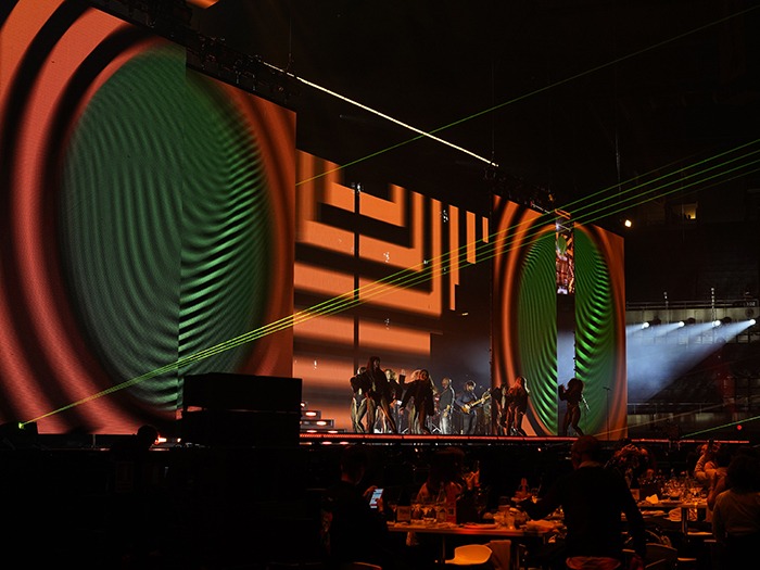 Alain Corthout Powers Versatility at Los 40 Music Awards with ChamSys