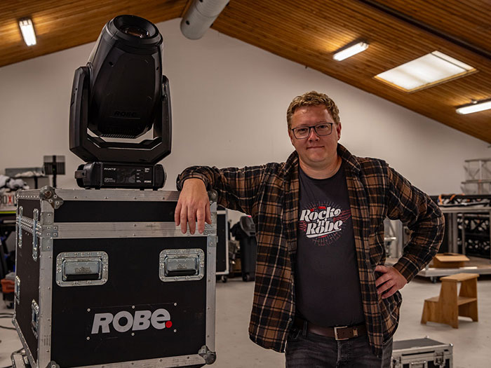 SL Production invests in Robe fixtures