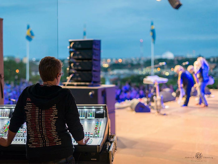 Daniela Seggewiss chooses DiGiCo SD12