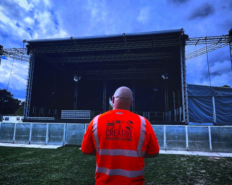 MILOS MR2K roof structure shines at Sausage and Cider Festival with HTS Creative Production