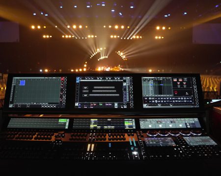 grandMA3 controls lighting & video for Jean-Louis Aubert Shows