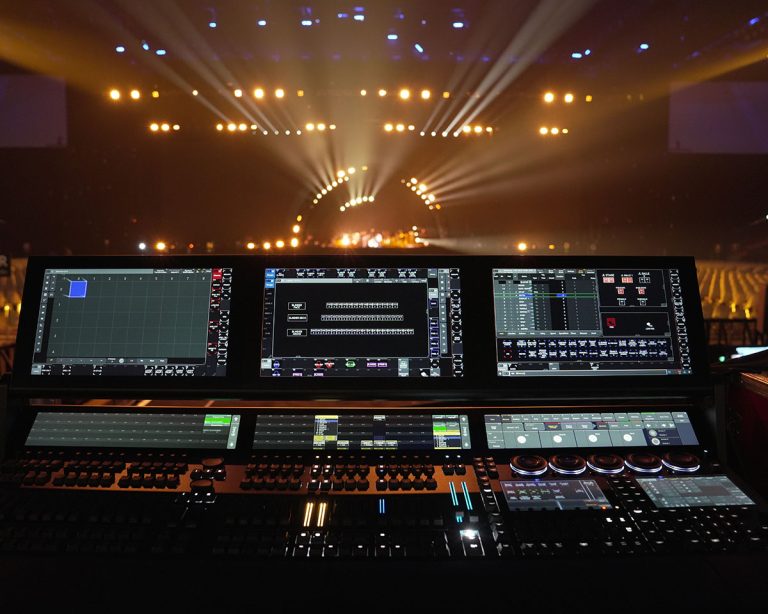 grandMA3 controls lighting & video for Jean-Louis Aubert Shows