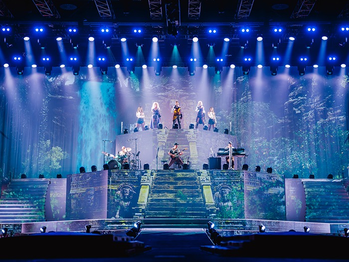 GLP X5 series supports DJ BoBo’s Great Adventure