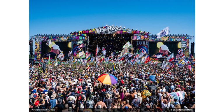 Outline covers 700,000 People at Pol’and’Rock Festival